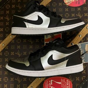 Size 11 - Air Jordan 1 SE Low Silver Toe